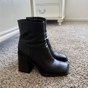 Circus by Sam Edelman Black Ankle Boots